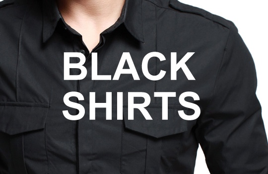 シャツ 黒 要注意！黒シャツコーデがダサい理由と着こなしの２つのポイント